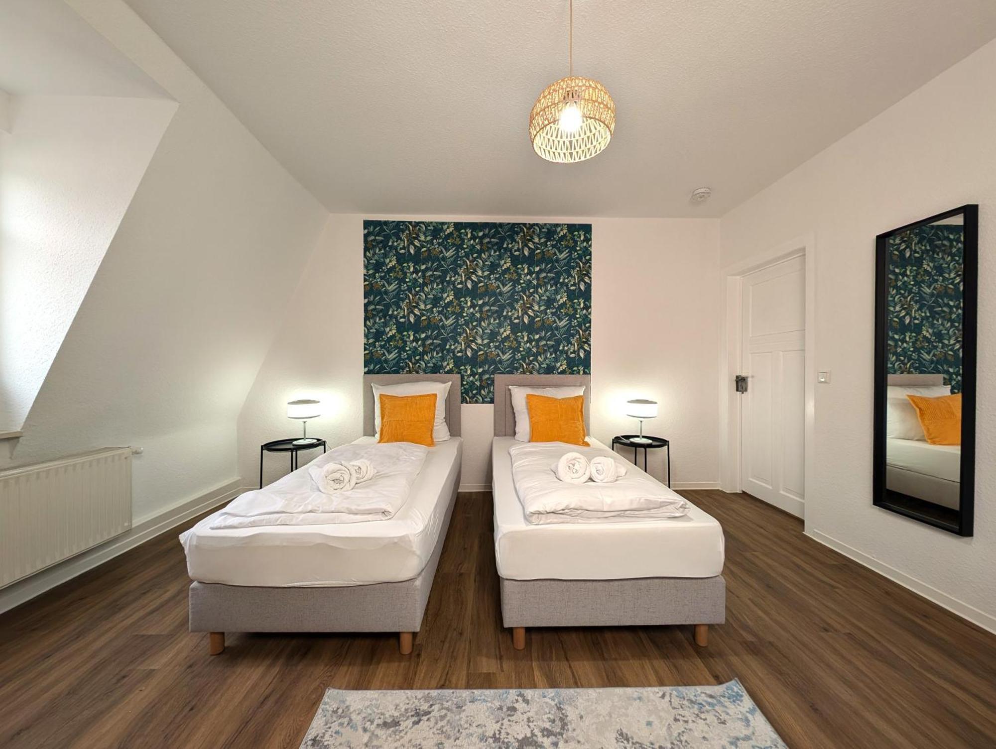 Bohnapartments - Topfmarkt Xxl Suiten - Neu In Top Zentrumslage, Vollausstattung, Wlan, Parkplaetze Ilmenau Buitenkant foto