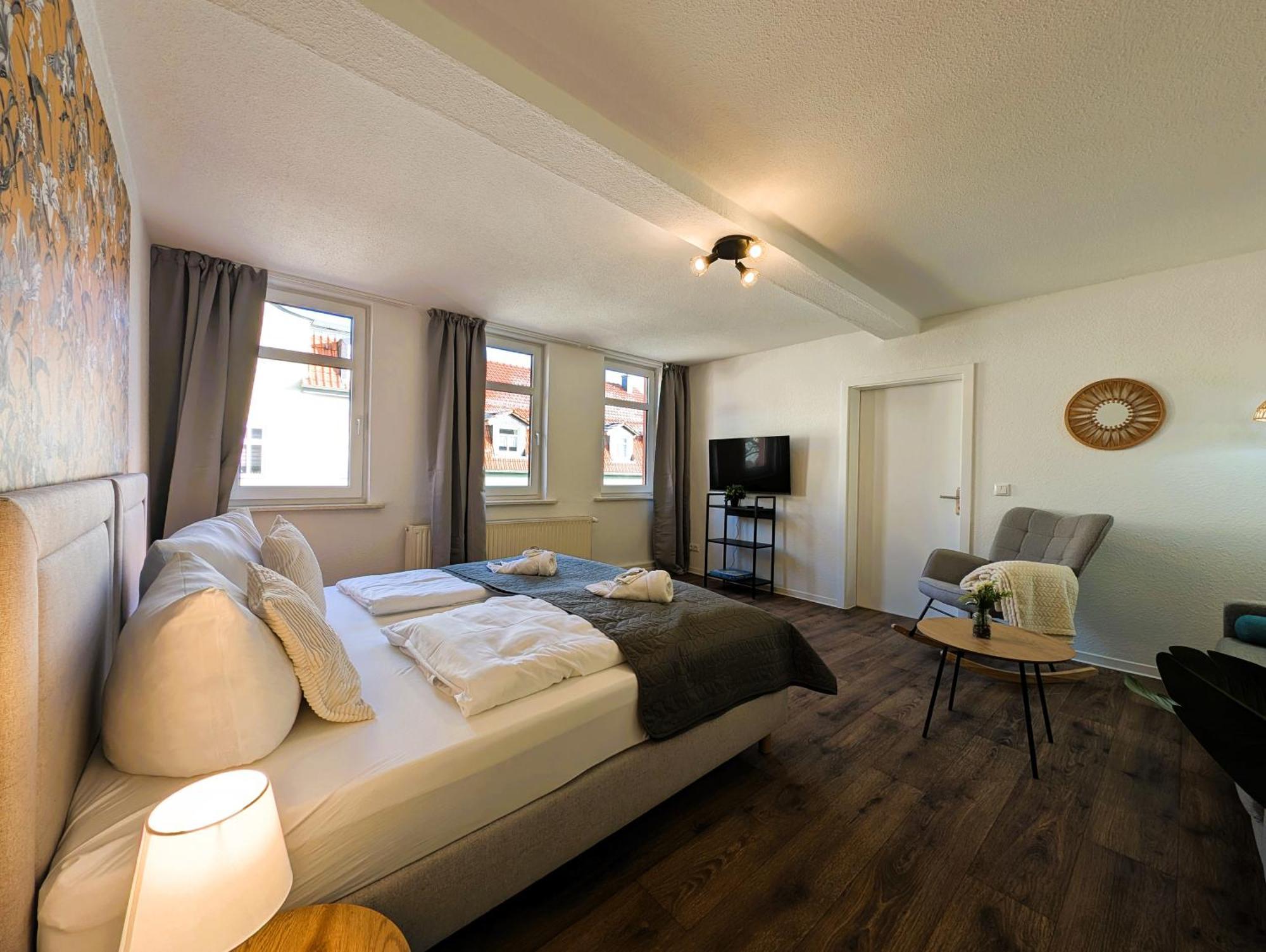 Bohnapartments - Topfmarkt Xxl Suiten - Neu In Top Zentrumslage, Vollausstattung, Wlan, Parkplaetze Ilmenau Buitenkant foto